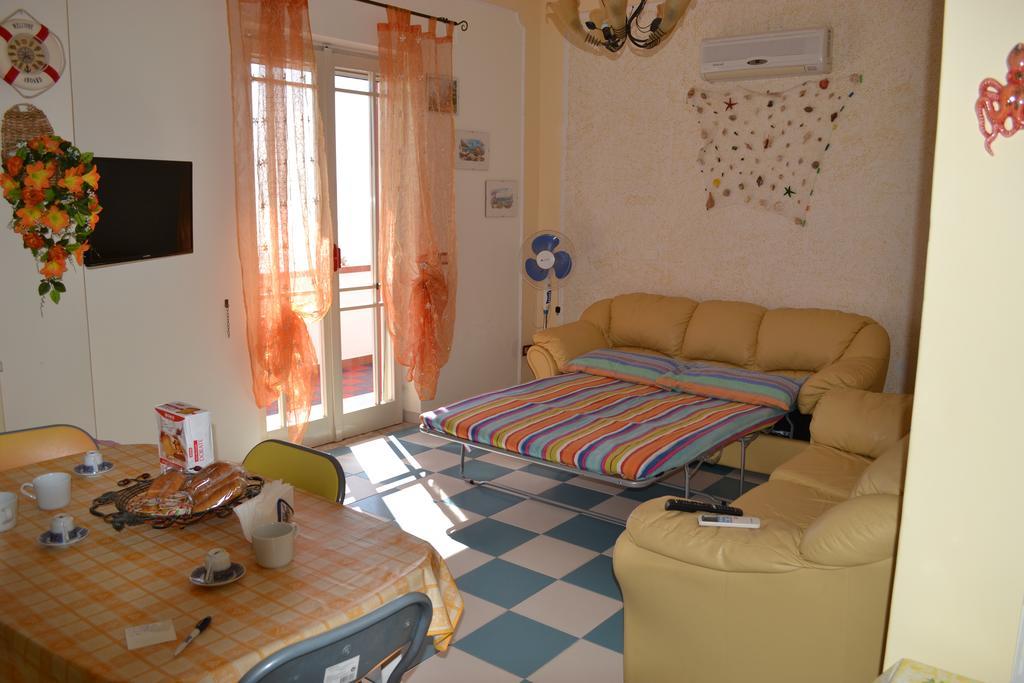 Casa Vacanze Dei Navigatori On The Sea Pontecagnano Dış mekan fotoğraf