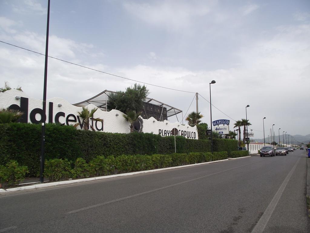 Casa Vacanze Dei Navigatori On The Sea Pontecagnano Dış mekan fotoğraf