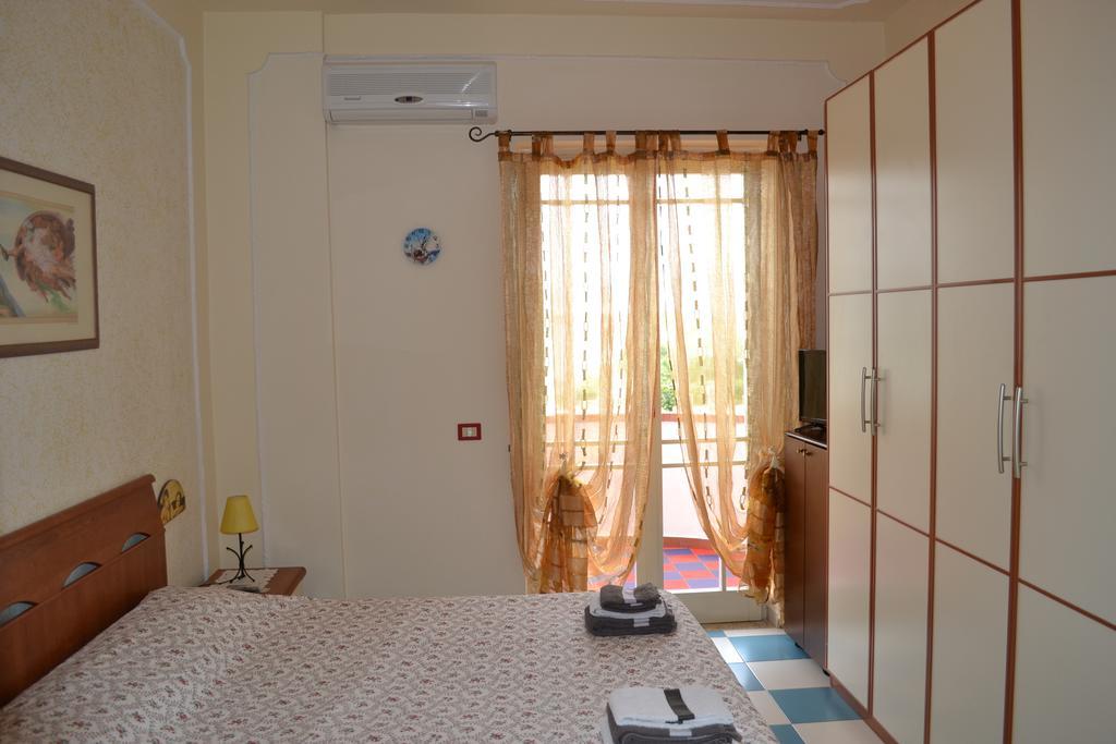 Casa Vacanze Dei Navigatori On The Sea Pontecagnano Dış mekan fotoğraf